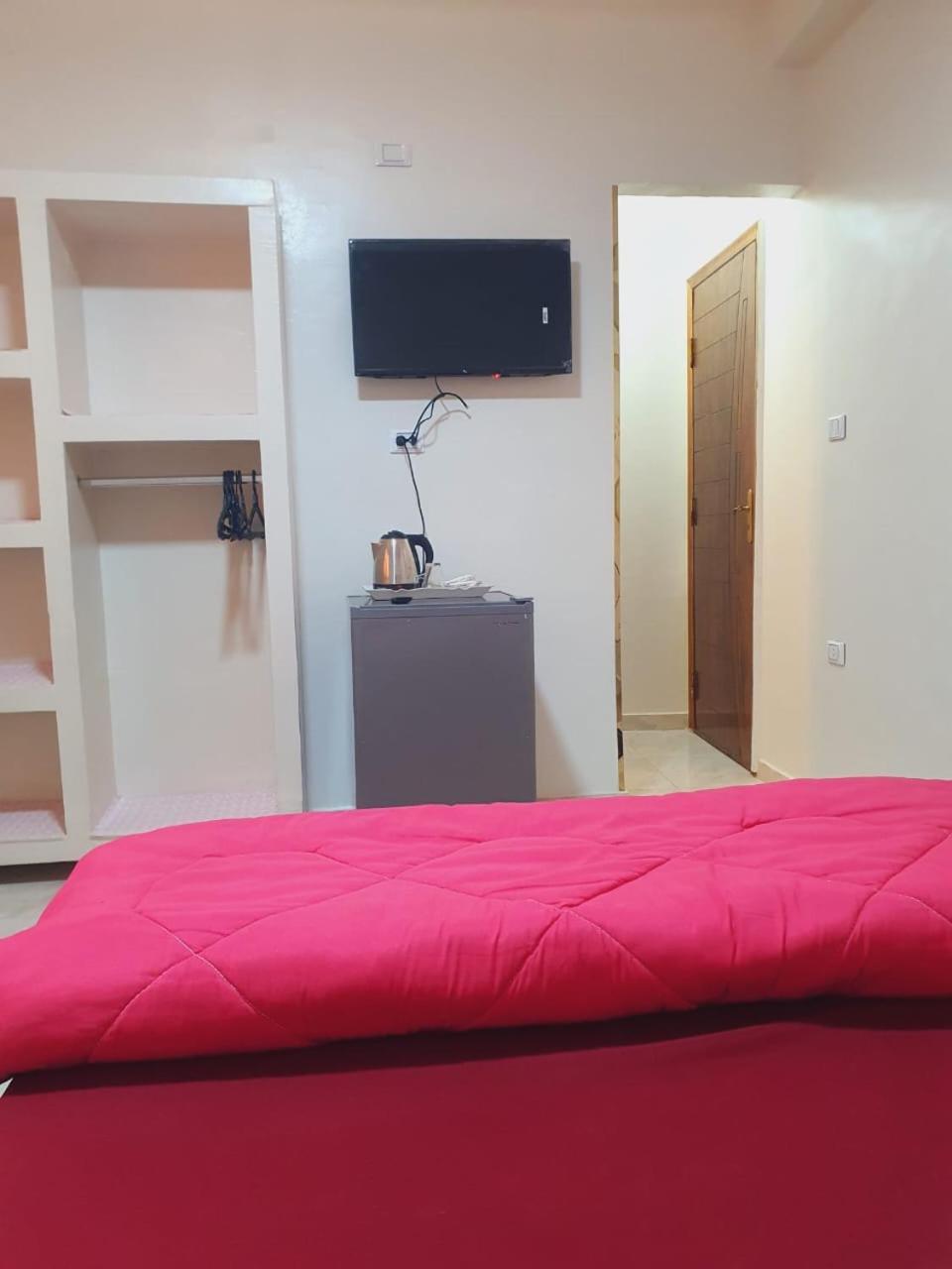 Sobba Pyramids View - Guest House Kafrat al Jabal Exterior photo